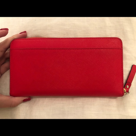 Long Kate Spade Wallet - Picture 6 of 8
